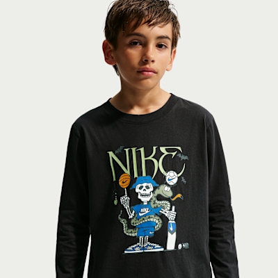 Nike Sportswear Big Kids' Long-Sleeve T-Shirt. Nike.com